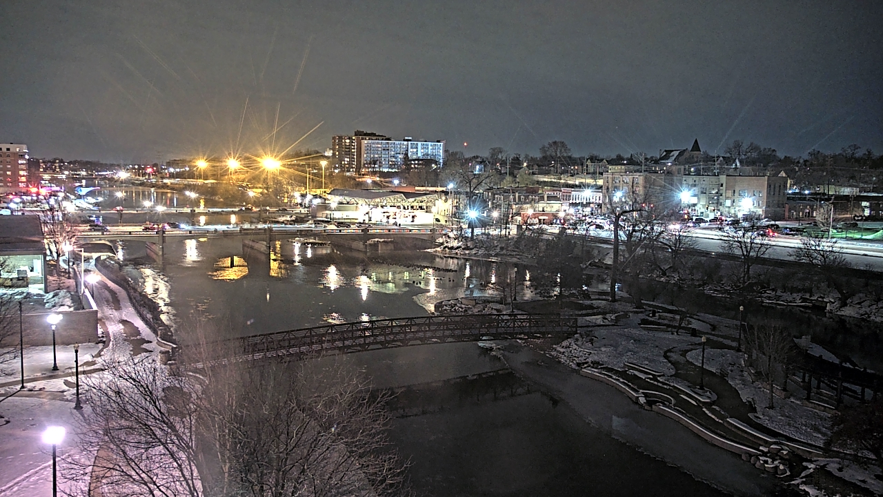 Thumbnail for current weather camera view from City of Elgin in Elgin, Illinois