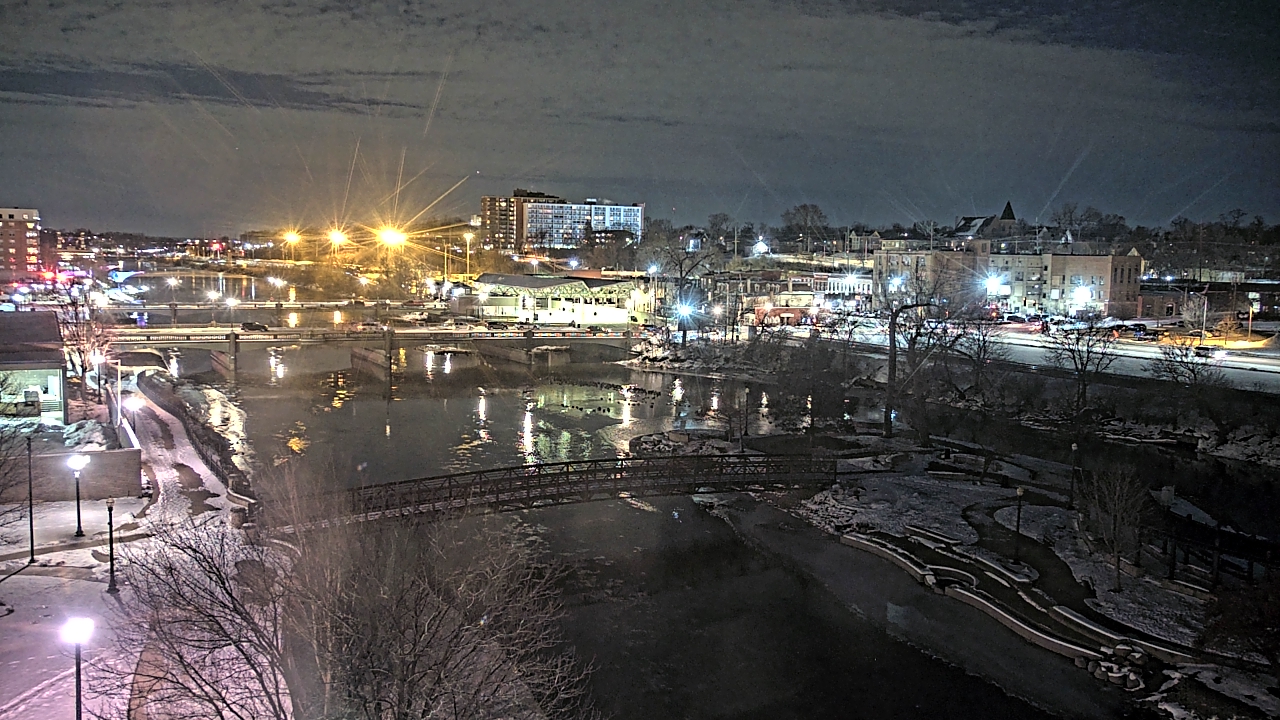 Thumbnail for current weather camera view from City of Elgin in Elgin, Illinois