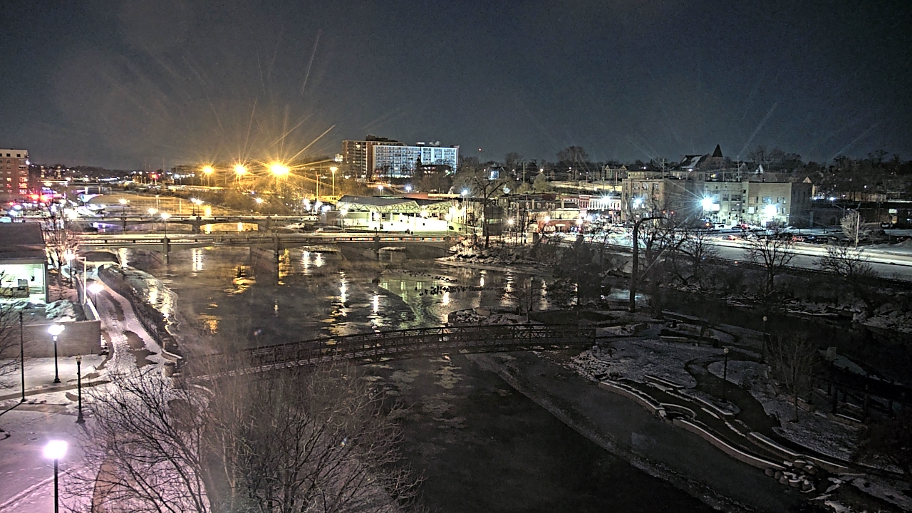 Thumbnail for current weather camera view from City of Elgin in Elgin, Illinois