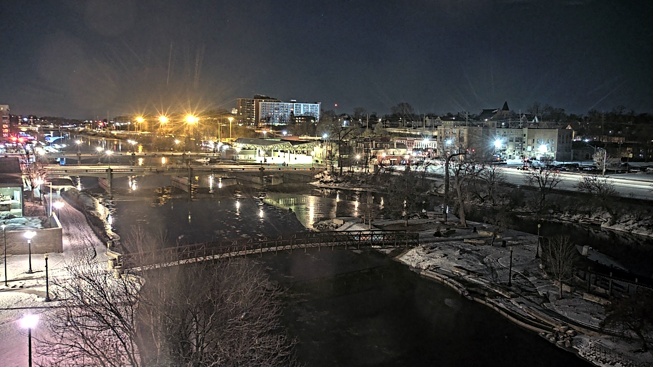 Thumbnail for current weather camera view from City of Elgin in Elgin, Illinois