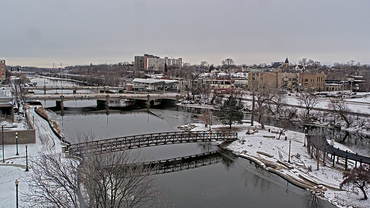 Thumbnail for current weather camera view from City of Elgin in Elgin, Illinois