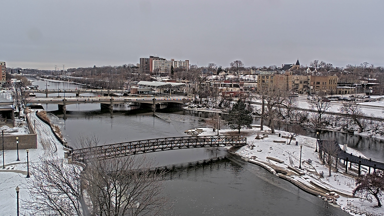 Thumbnail for current weather camera view from City of Elgin in Elgin, Illinois