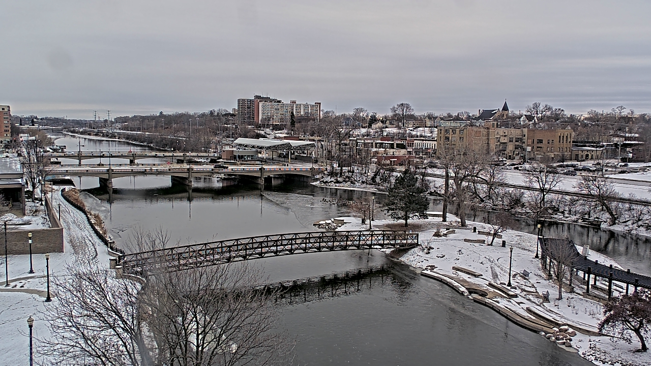Thumbnail for current weather camera view from City of Elgin in Elgin, Illinois