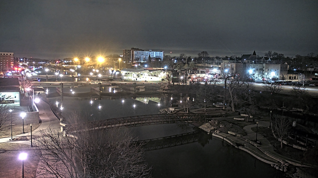 Thumbnail for current weather camera view from City of Elgin in Elgin, Illinois