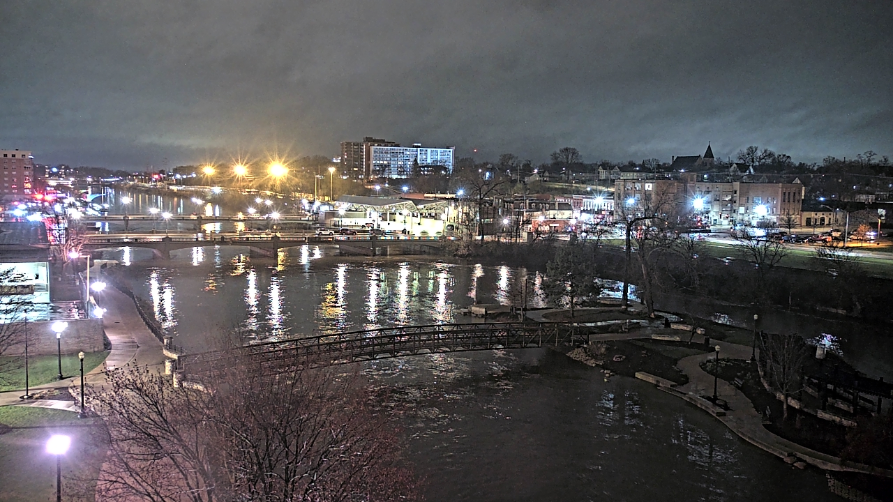 Thumbnail for current weather camera view from City of Elgin in Elgin, Illinois