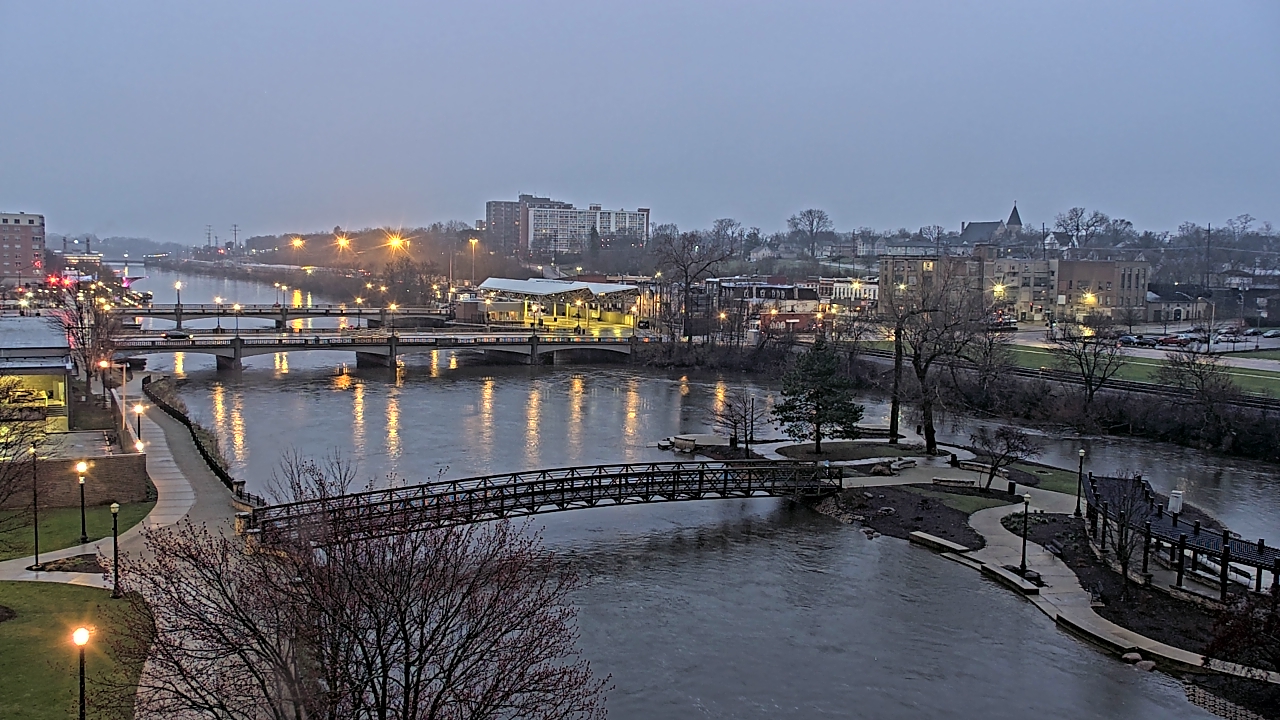 Thumbnail for current weather camera view from City of Elgin in Elgin, Illinois
