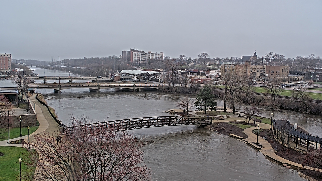 Thumbnail for current weather camera view from City of Elgin in Elgin, Illinois