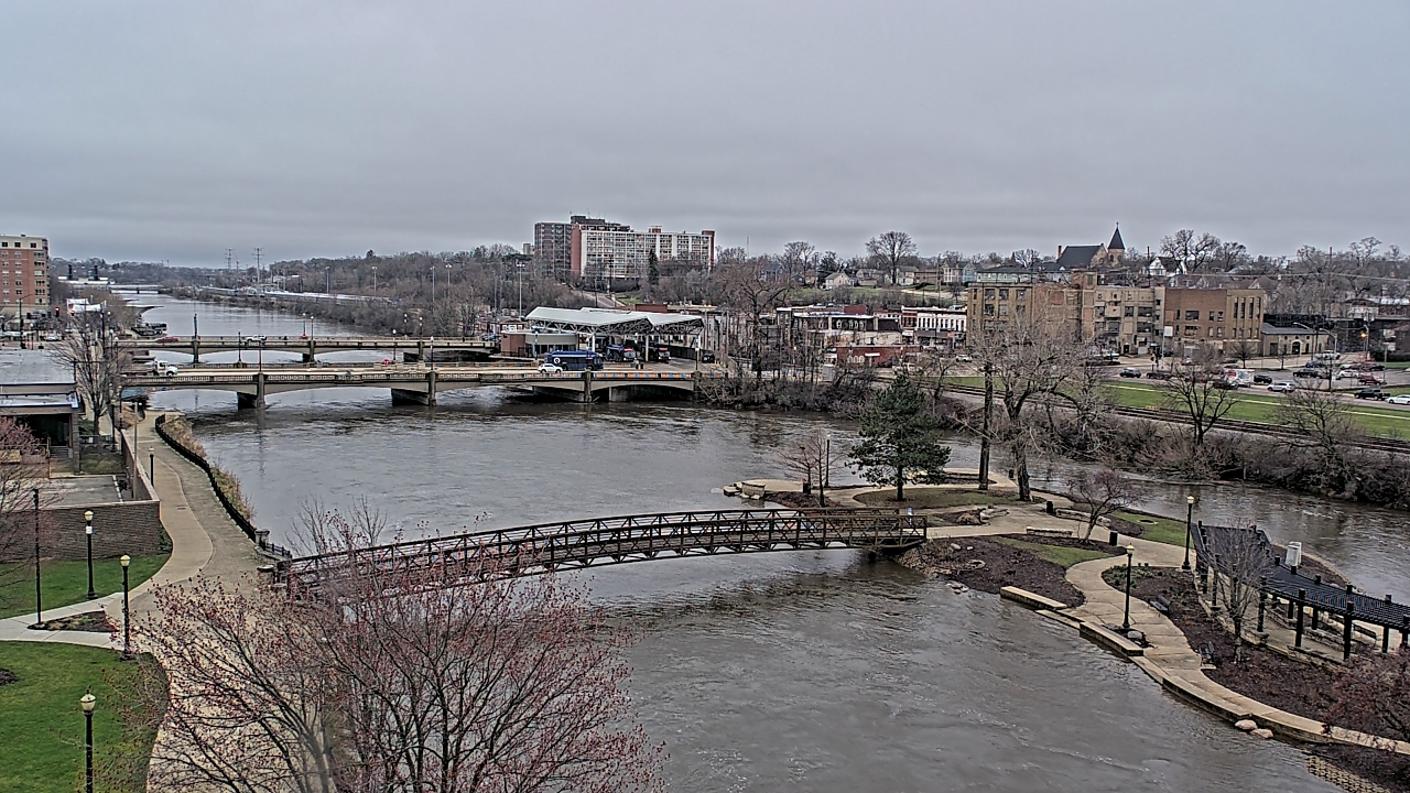 Thumbnail for current weather camera view from City of Elgin in Elgin, Illinois