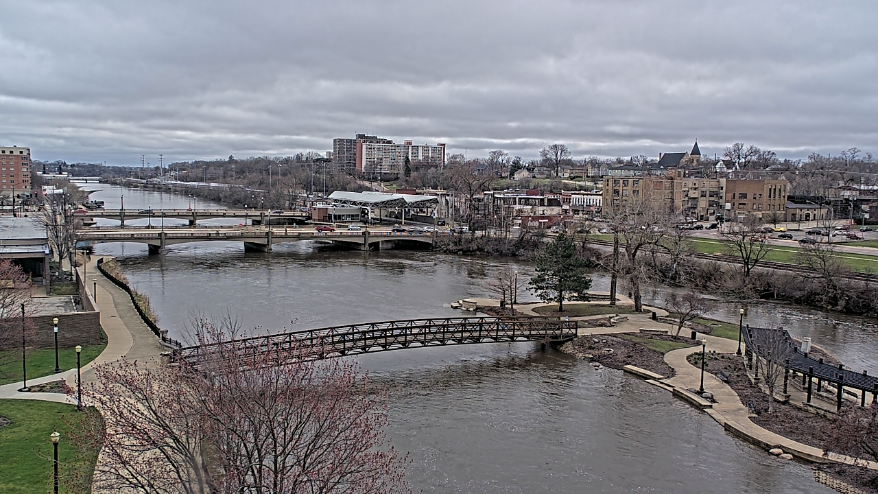 Thumbnail for current weather camera view from City of Elgin in Elgin, Illinois
