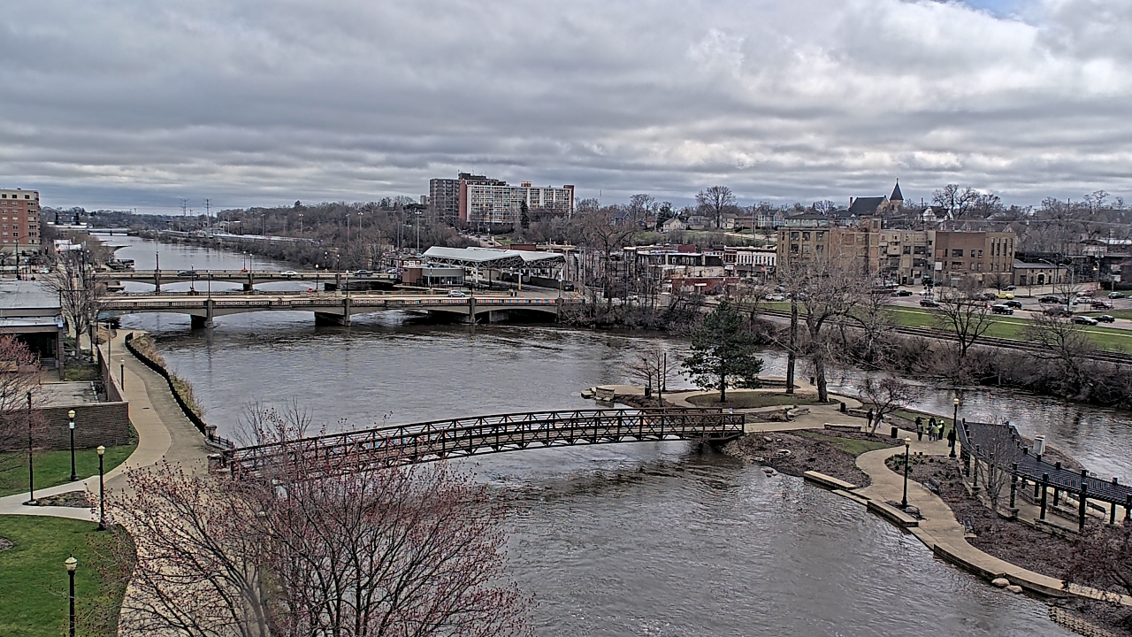 Thumbnail for current weather camera view from City of Elgin in Elgin, Illinois