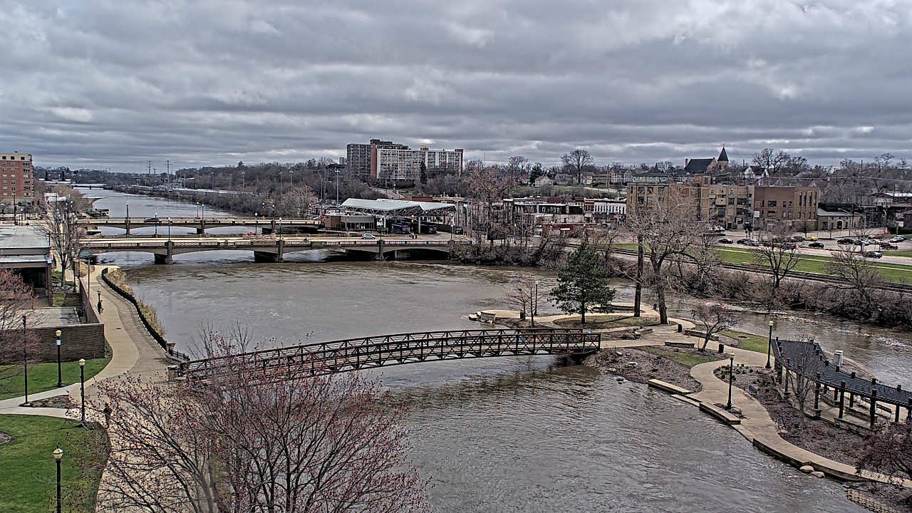 Thumbnail for current weather camera view from City of Elgin in Elgin, Illinois