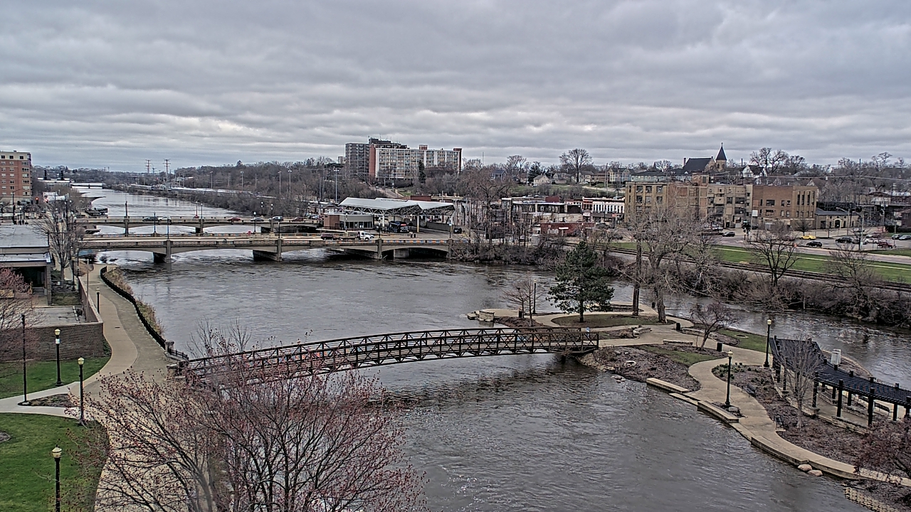 Thumbnail for current weather camera view from City of Elgin in Elgin, Illinois