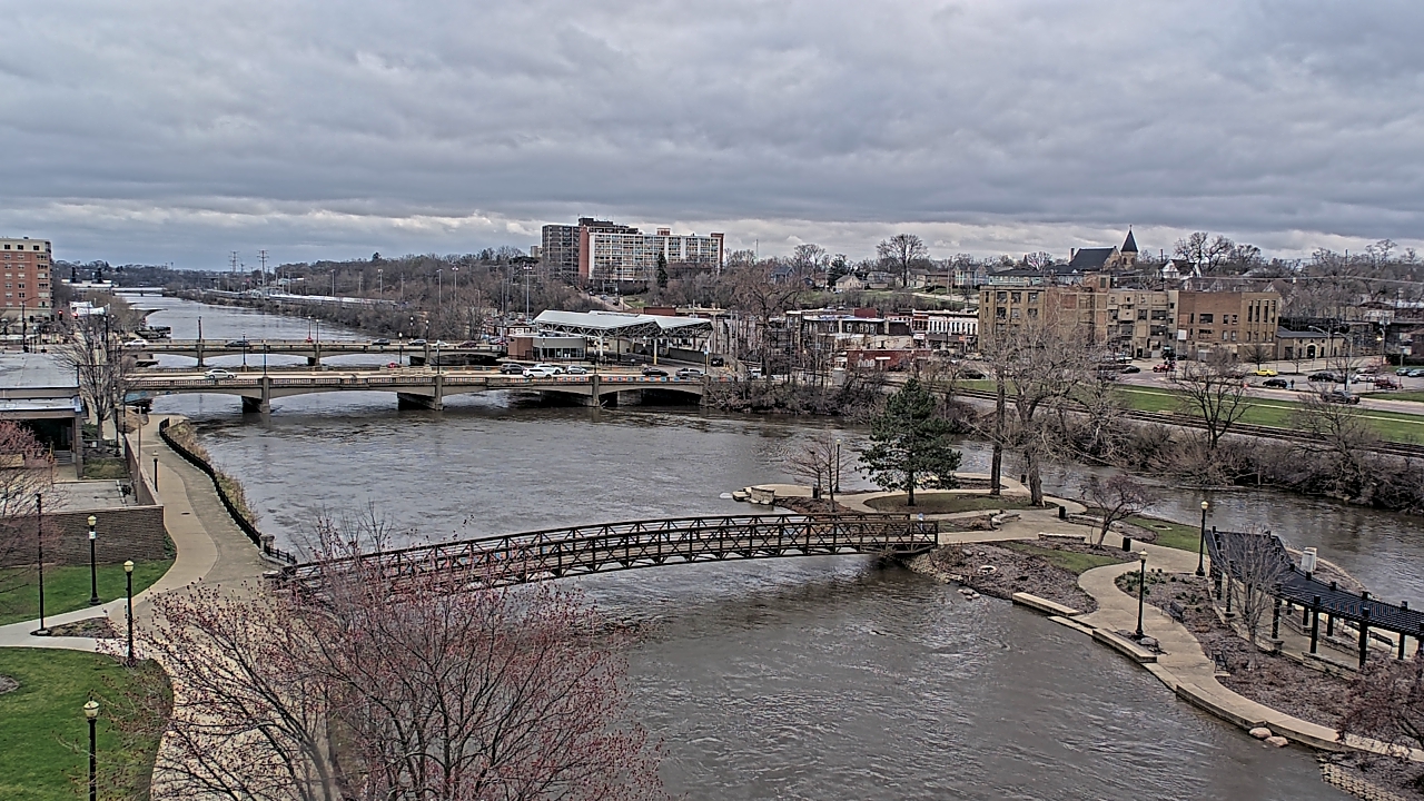 Thumbnail for current weather camera view from City of Elgin in Elgin, Illinois