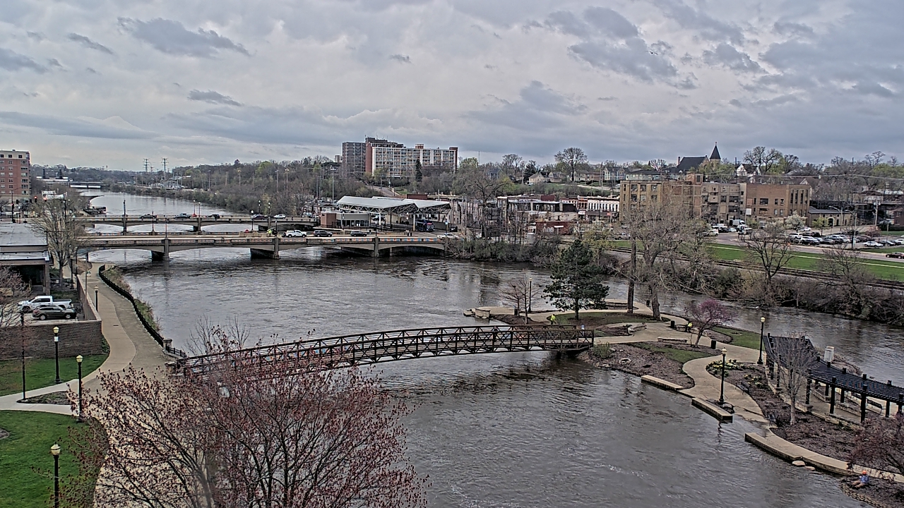 City of Elgin Live Weather Cam - 24 Hr Weather Replay - Elgin, Illinois ...