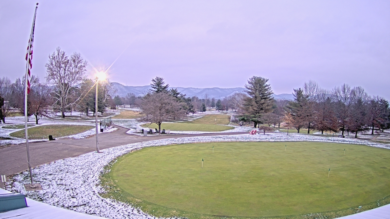 Thumbnail for current weather camera view from Elks Country Club in McDermott, Ohio