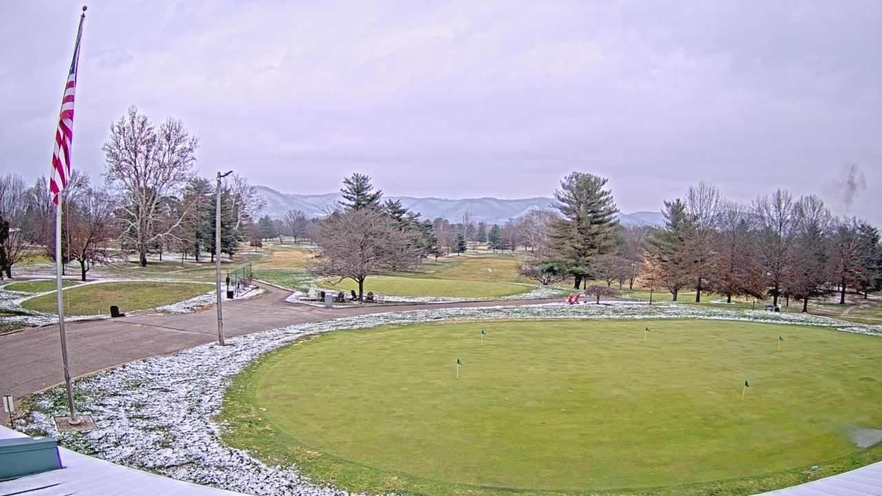 Thumbnail for current weather camera view from Elks Country Club in McDermott, Ohio