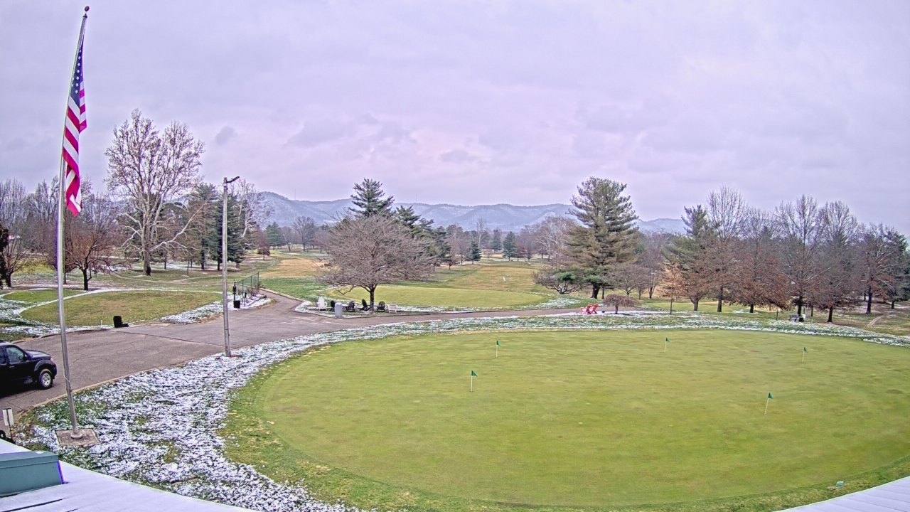 Thumbnail for current weather camera view from Elks Country Club in McDermott, Ohio