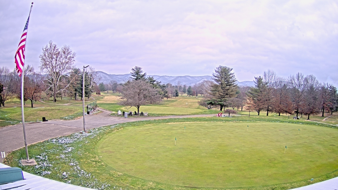 Thumbnail for current weather camera view from Elks Country Club in McDermott, Ohio