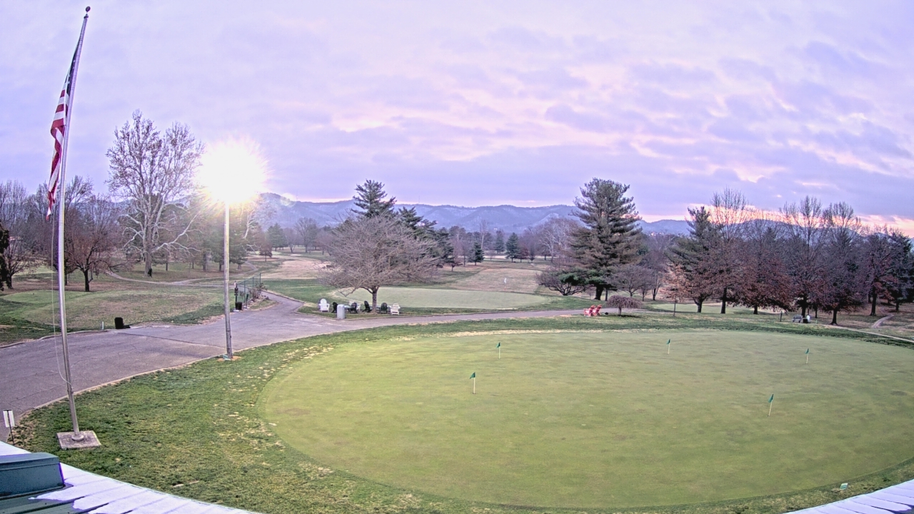 Thumbnail for current weather camera view from Elks Country Club in McDermott, Ohio