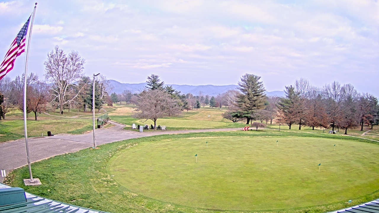 Thumbnail for current weather camera view from Elks Country Club in McDermott, Ohio
