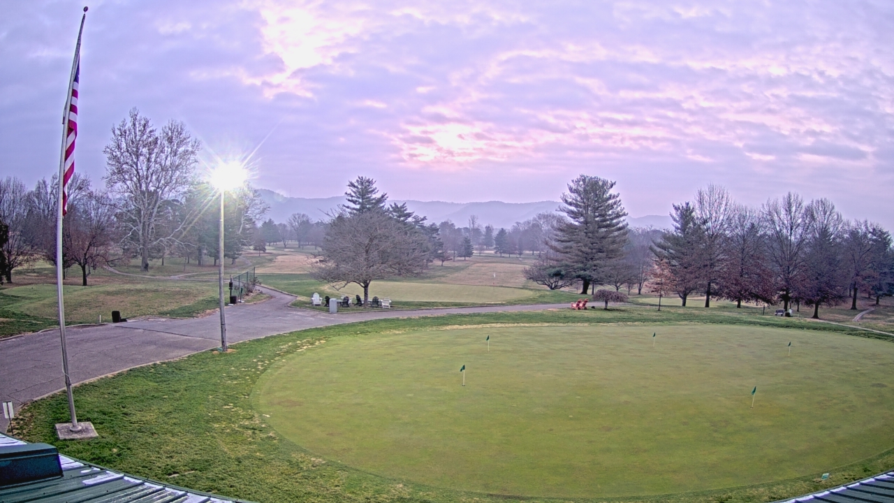 Thumbnail for current weather camera view from Elks Country Club in McDermott, Ohio