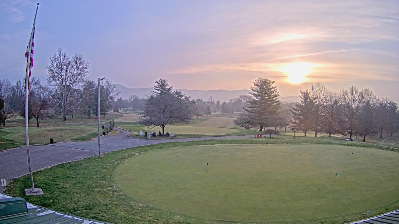 Thumbnail for current weather camera view from Elks Country Club in McDermott, Ohio