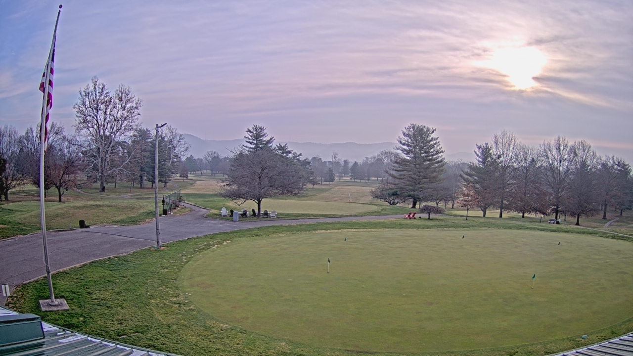 Thumbnail for current weather camera view from Elks Country Club in McDermott, Ohio