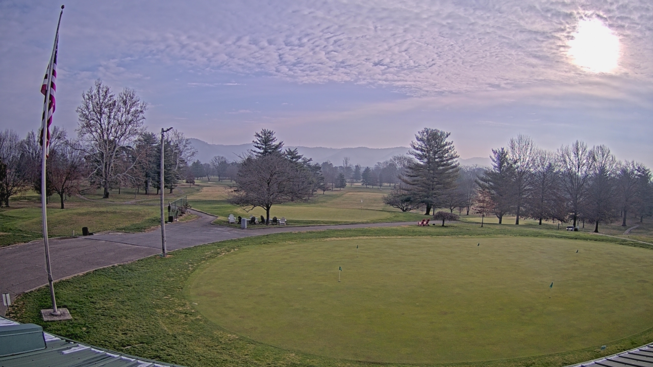 Thumbnail for current weather camera view from Elks Country Club in McDermott, Ohio