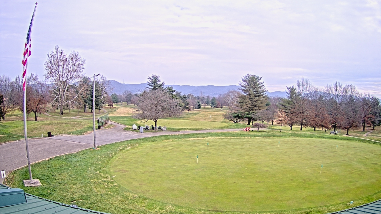 Thumbnail for current weather camera view from Elks Country Club in McDermott, Ohio