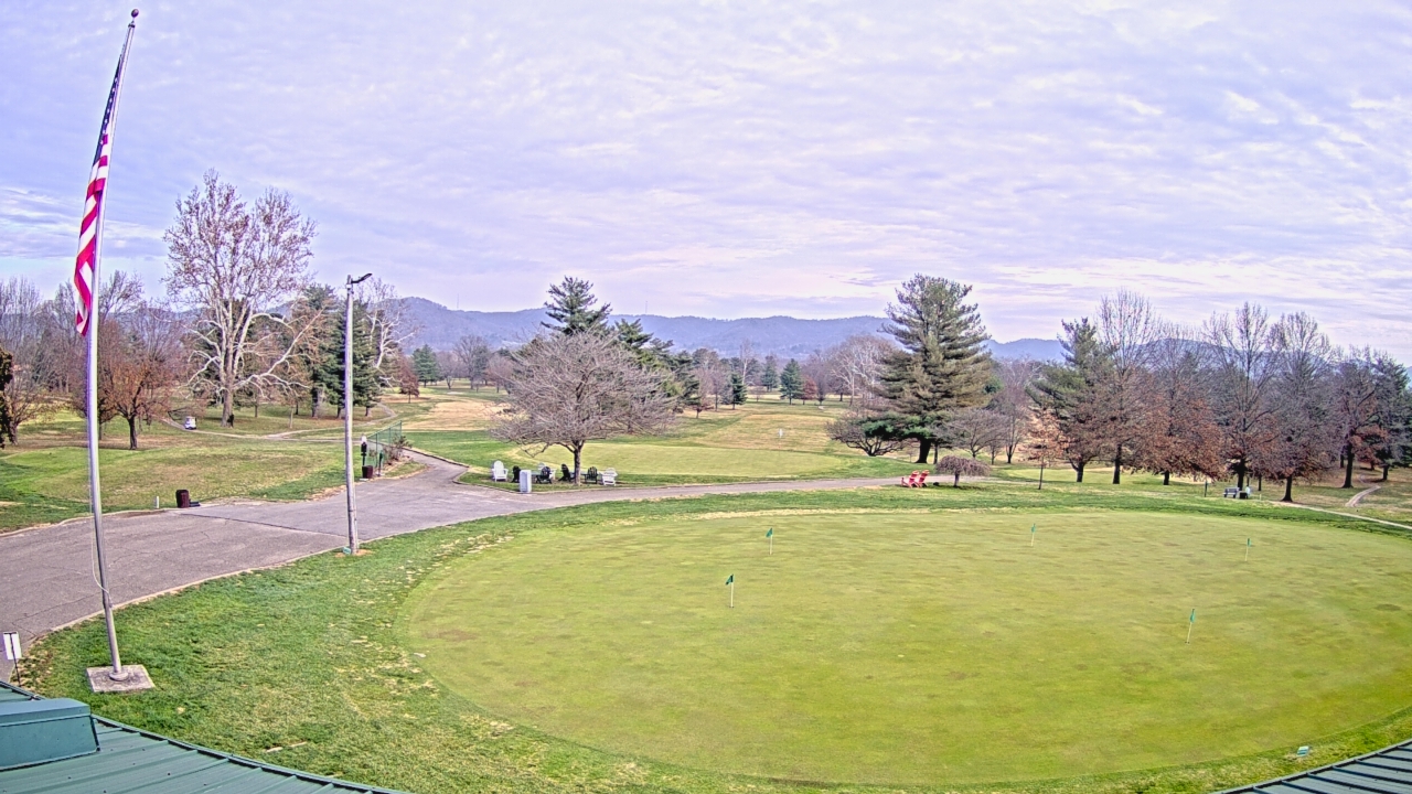 Thumbnail for current weather camera view from Elks Country Club in McDermott, Ohio