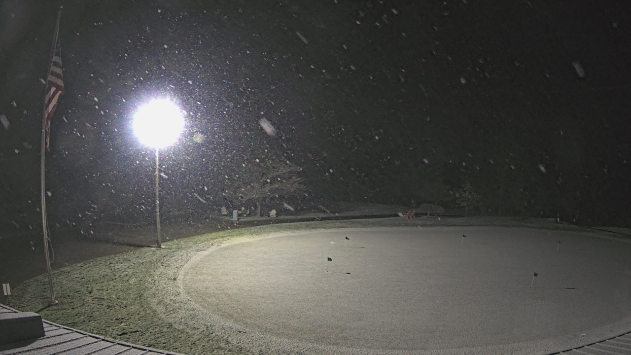 Thumbnail for current weather camera view from Elks Country Club in McDermott, Ohio