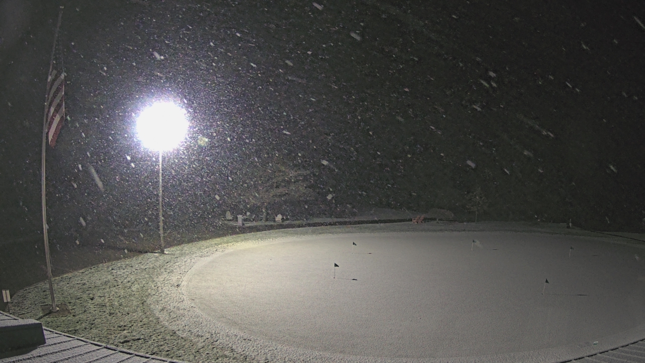 Thumbnail for current weather camera view from Elks Country Club in McDermott, Ohio