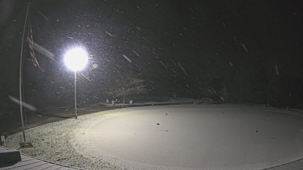 Thumbnail for current weather camera view from Elks Country Club in McDermott, Ohio