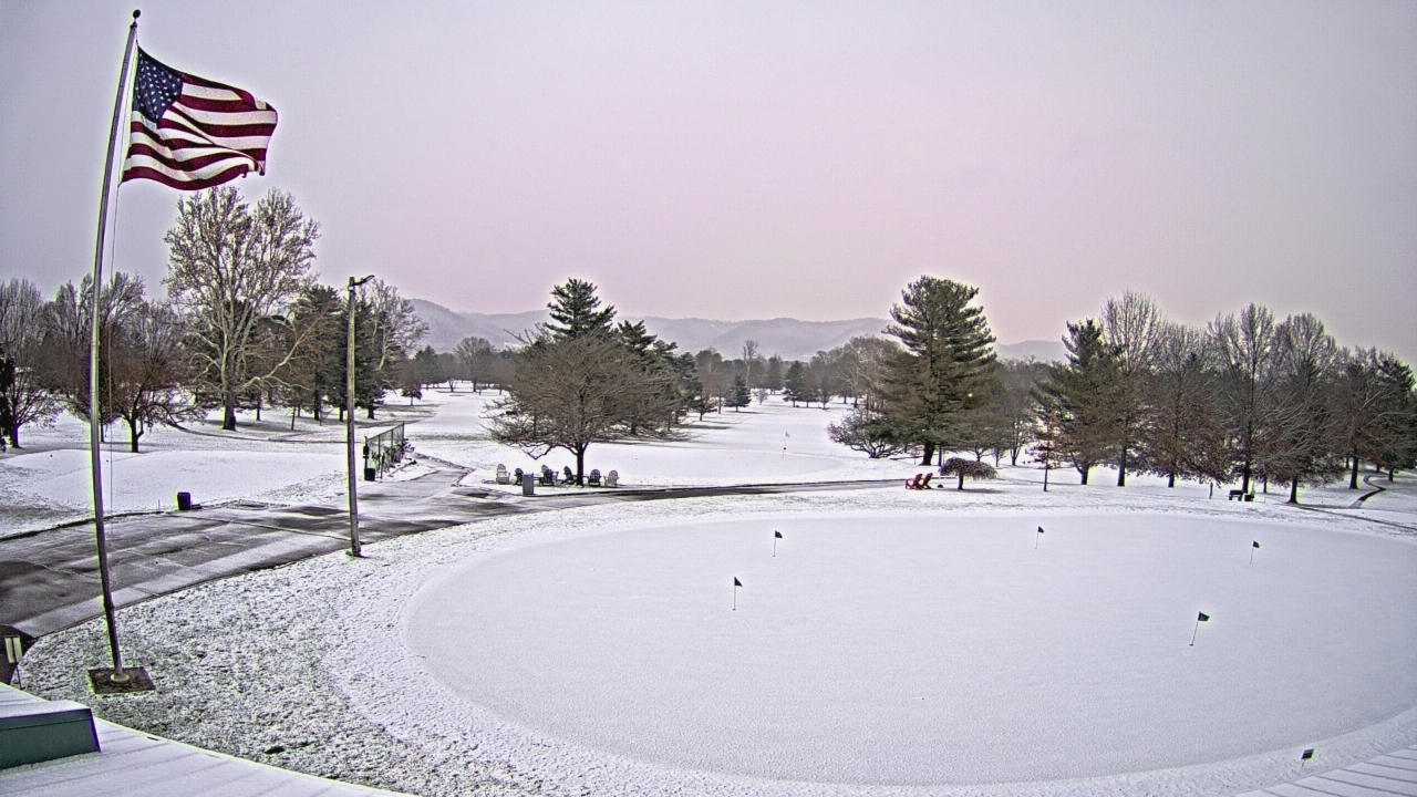 Thumbnail for current weather camera view from Elks Country Club in McDermott, Ohio