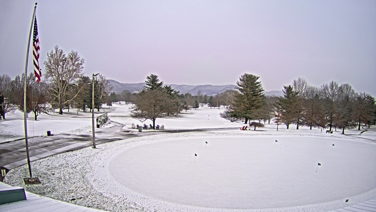 Thumbnail for current weather camera view from Elks Country Club in McDermott, Ohio