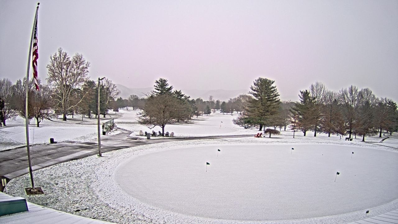 Thumbnail for current weather camera view from Elks Country Club in McDermott, Ohio