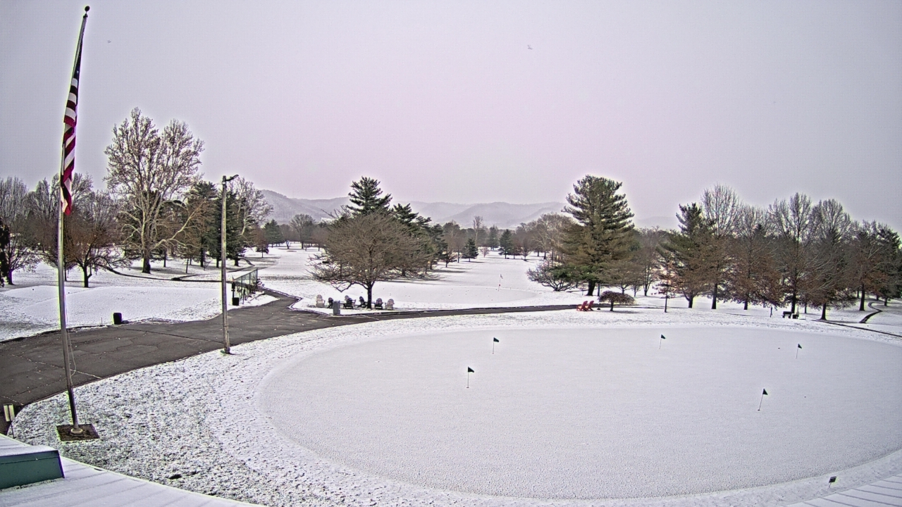 Thumbnail for current weather camera view from Elks Country Club in McDermott, Ohio