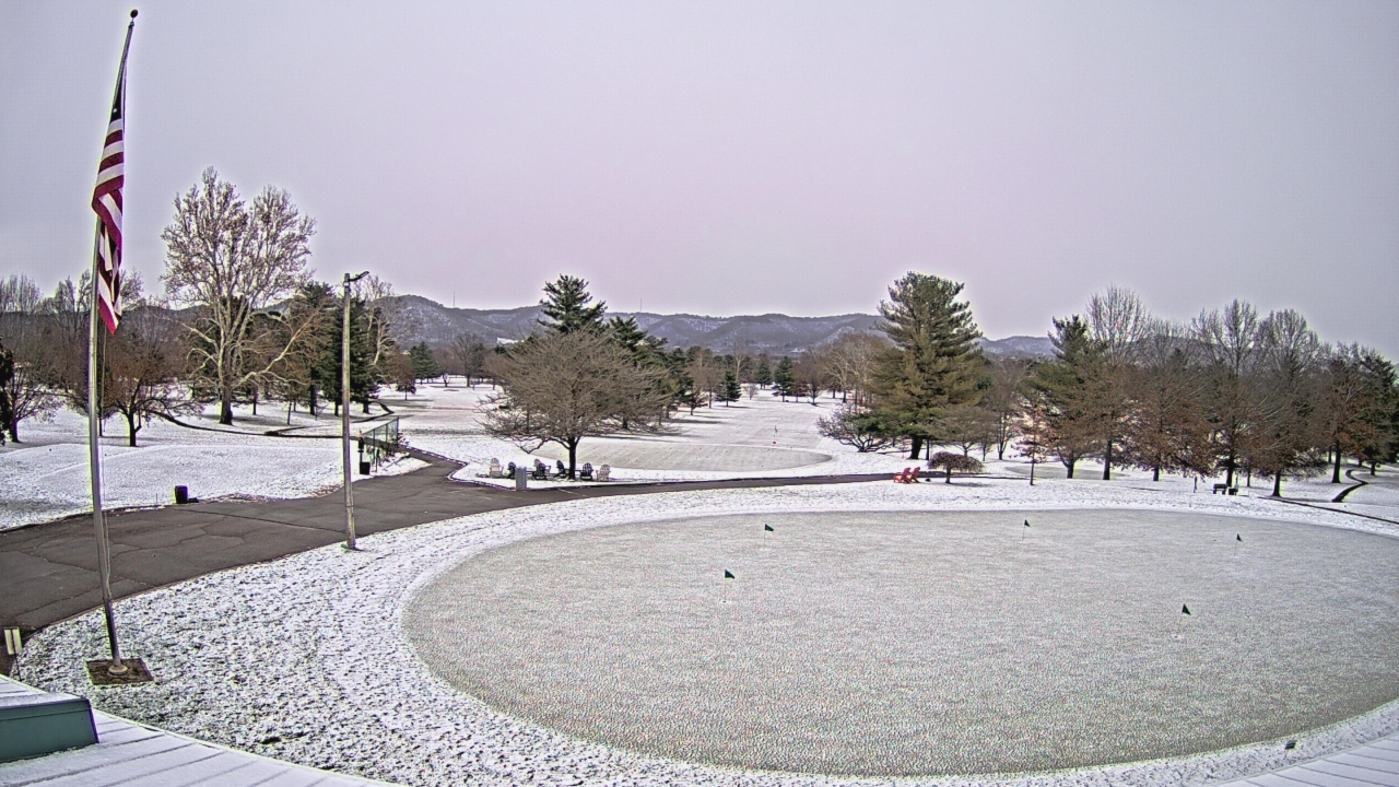 Thumbnail for current weather camera view from Elks Country Club in McDermott, Ohio