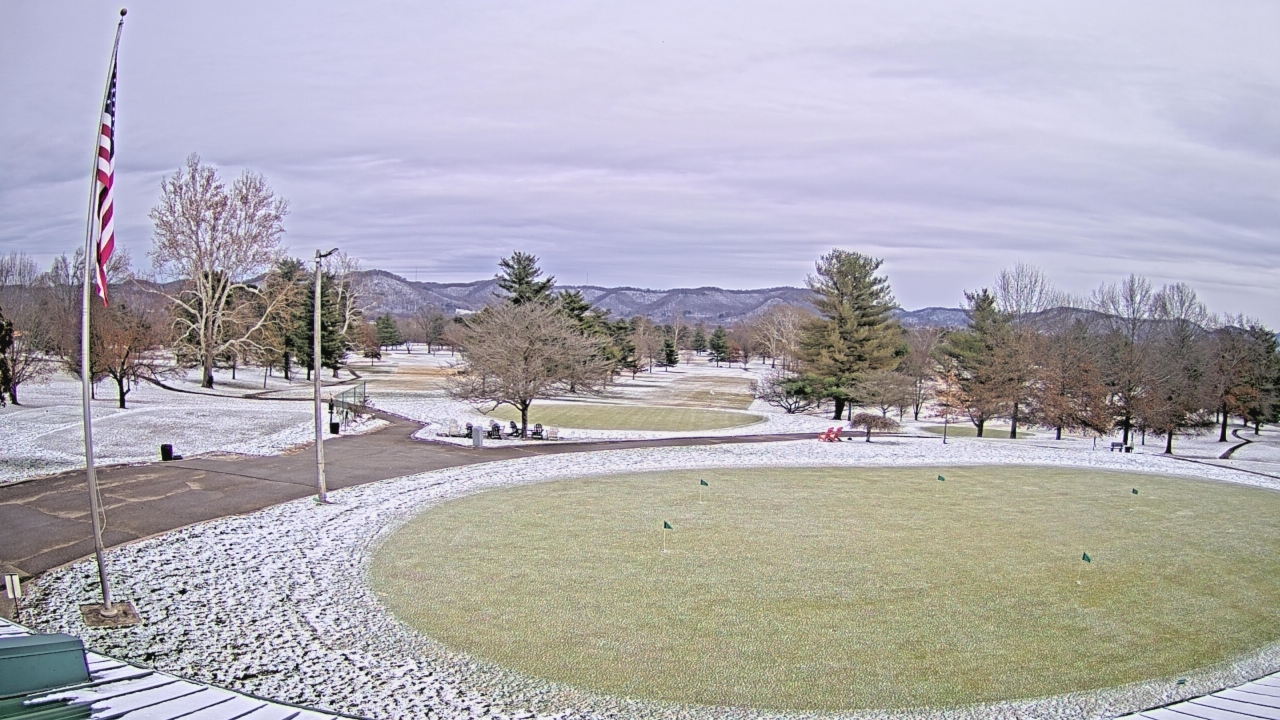 Thumbnail for current weather camera view from Elks Country Club in McDermott, Ohio