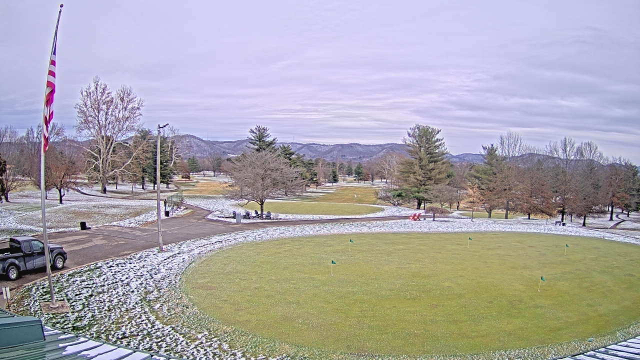 Thumbnail for current weather camera view from Elks Country Club in McDermott, Ohio