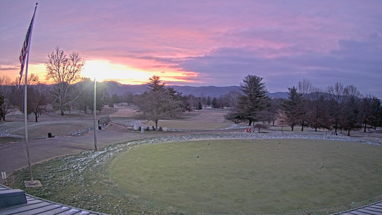 Thumbnail for current weather camera view from Elks Country Club in McDermott, Ohio