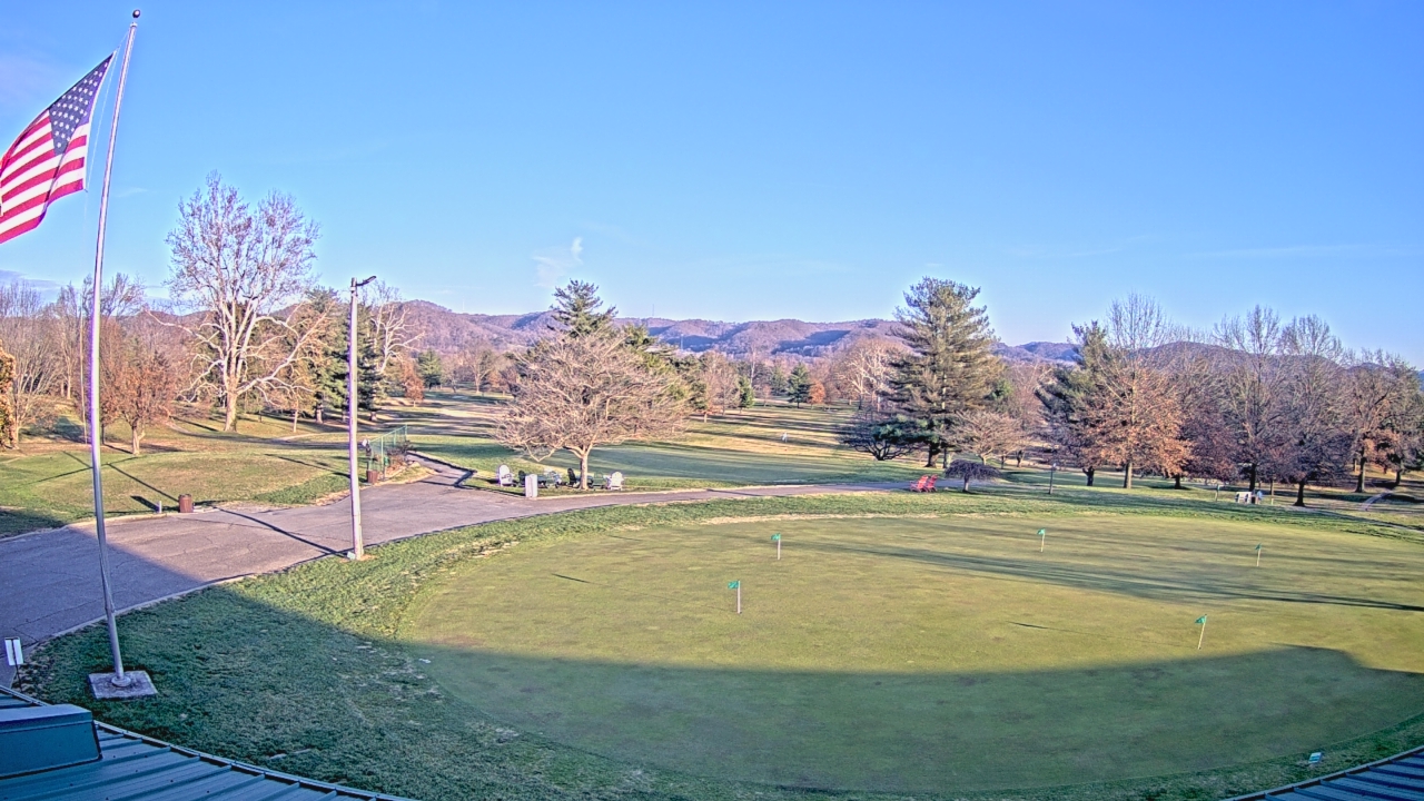 Thumbnail for current weather camera view from Elks Country Club in McDermott, Ohio