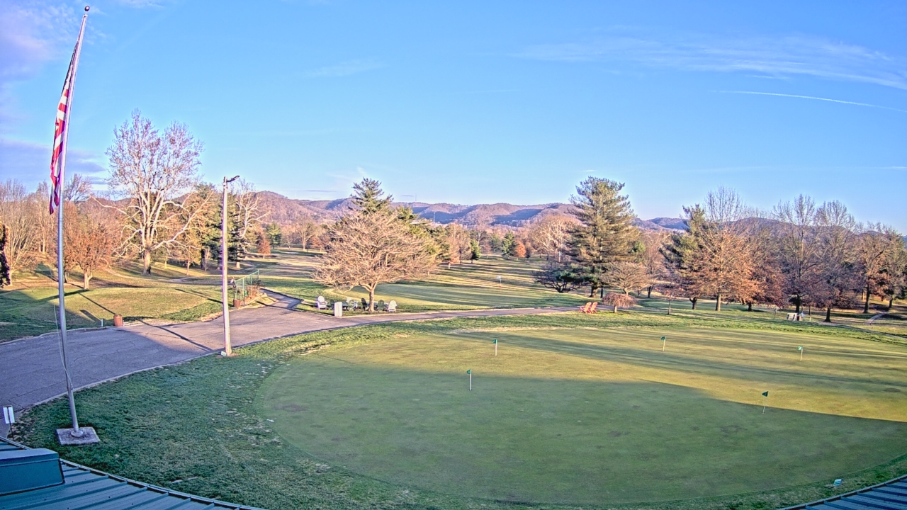 Thumbnail for current weather camera view from Elks Country Club in McDermott, Ohio