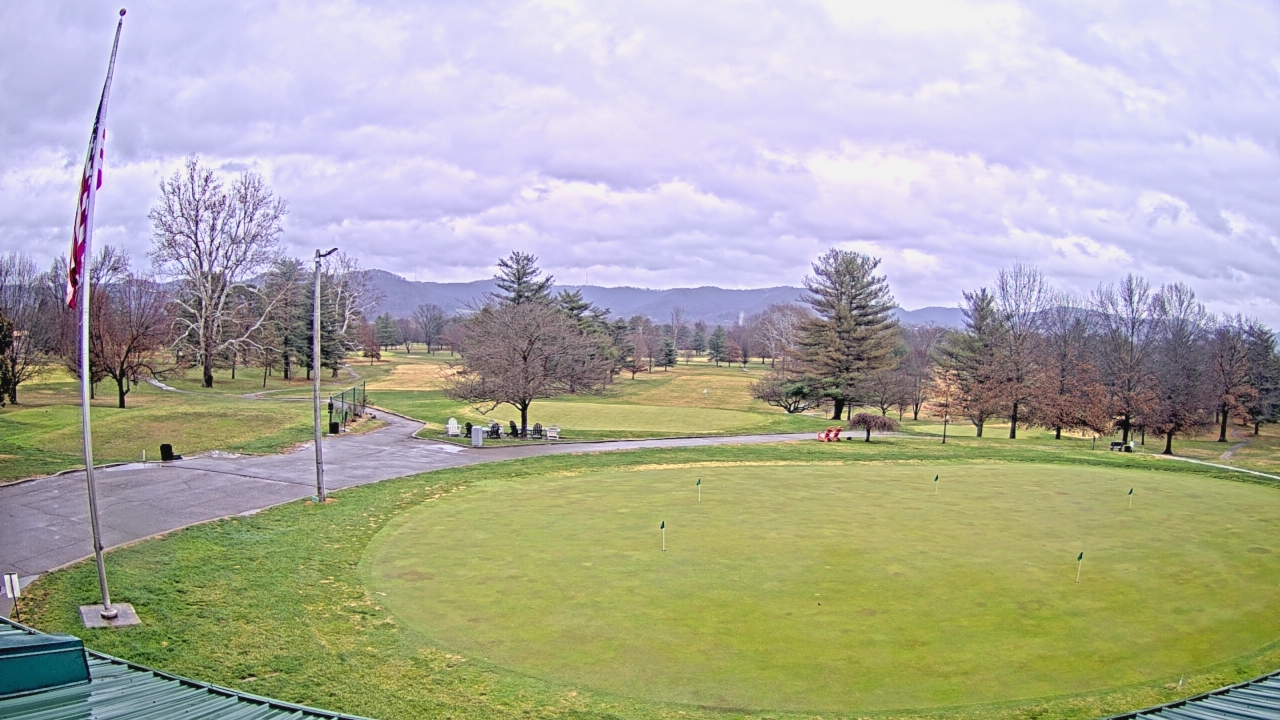Thumbnail for current weather camera view from Elks Country Club in McDermott, Ohio