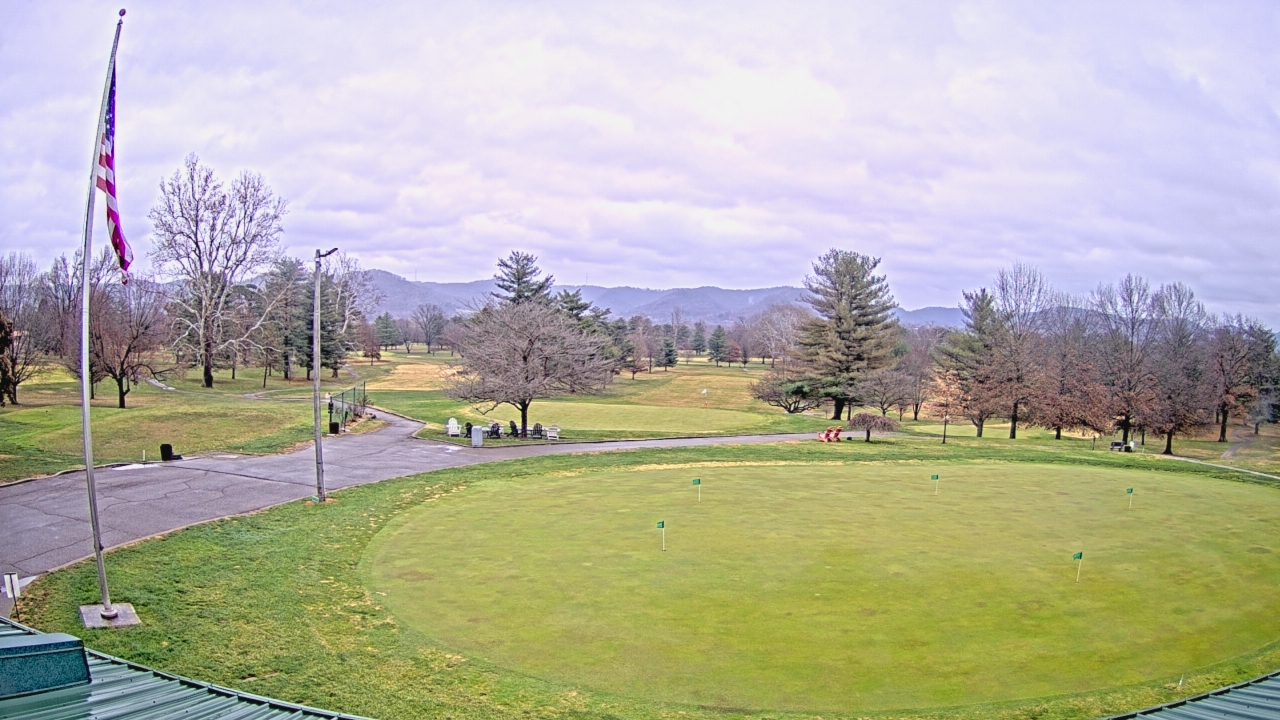 Thumbnail for current weather camera view from Elks Country Club in McDermott, Ohio