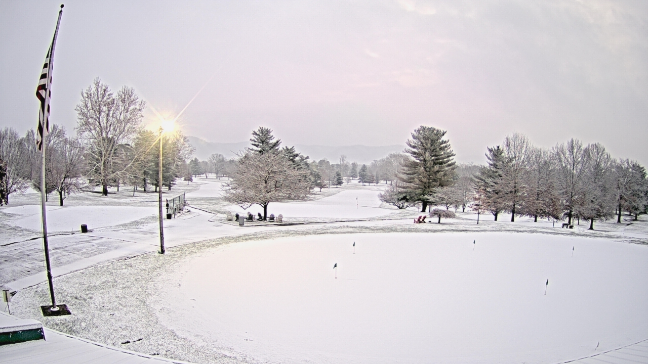 Thumbnail for current weather camera view from Elks Country Club in McDermott, Ohio
