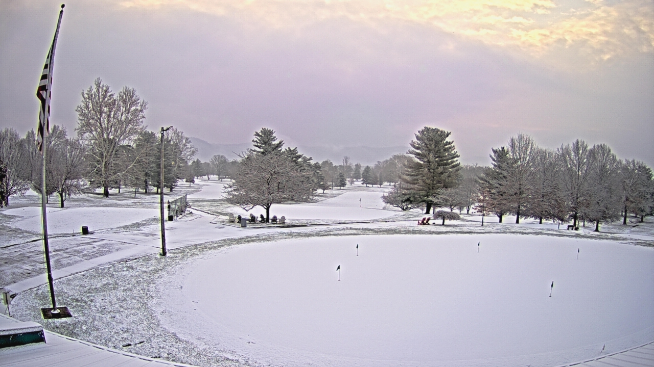 Thumbnail for current weather camera view from Elks Country Club in McDermott, Ohio