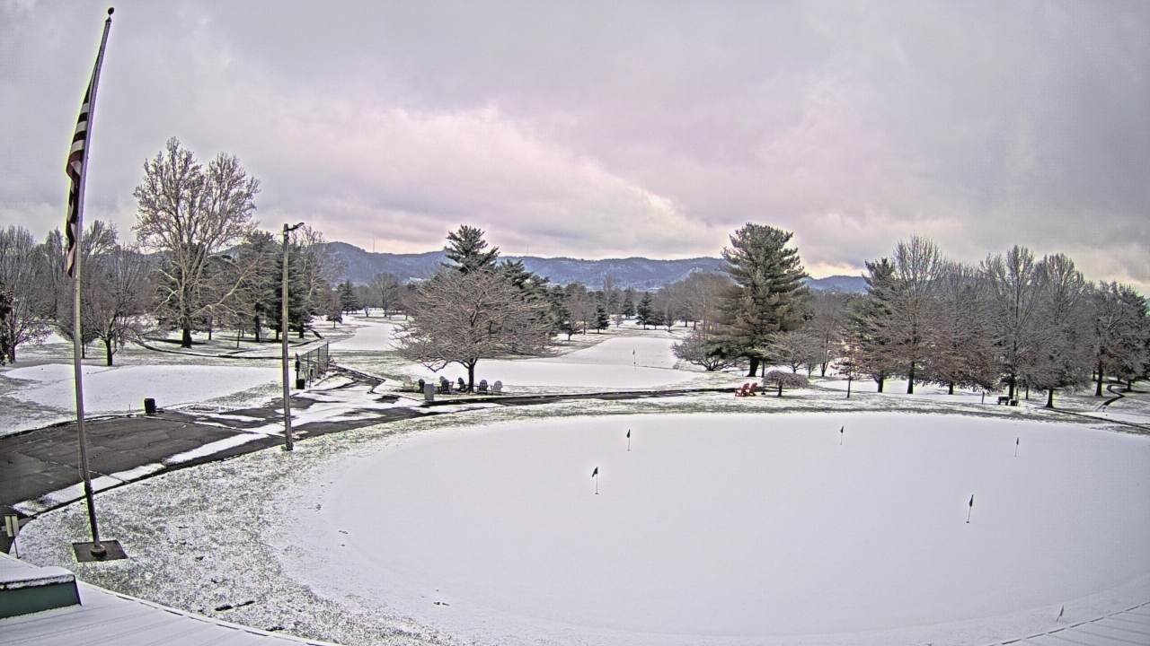 Thumbnail for current weather camera view from Elks Country Club in McDermott, Ohio