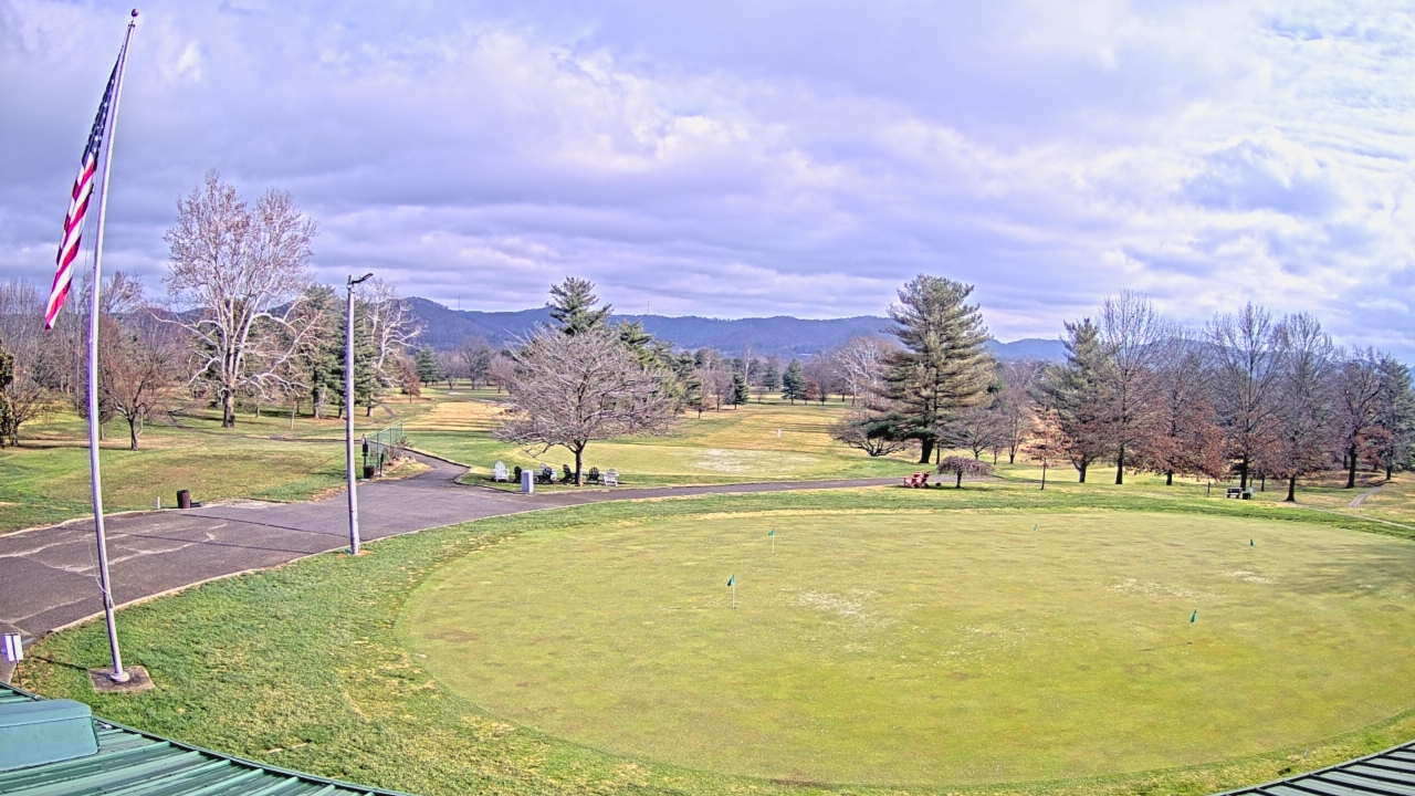 Thumbnail for current weather camera view from Elks Country Club in McDermott, Ohio
