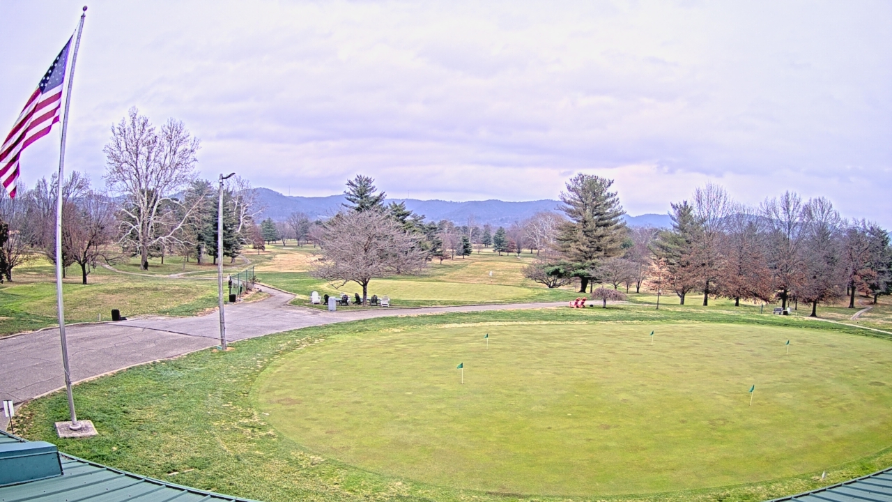 Thumbnail for current weather camera view from Elks Country Club in McDermott, Ohio